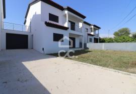 New 3 bedroom villa in Arazede