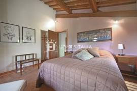 Beautiful Stone Farmhouse with Pool and Panoramic Garden