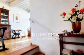 Renovated apartment over 3 floors