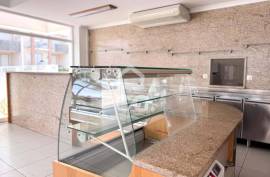 Fully Equipped Restaurant or Snack Bar in Orgens