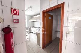 Fully Equipped Restaurant or Snack Bar in Orgens