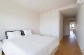 New T3 apartment in Seixal with exceptional views of the Tagus & Lisbon