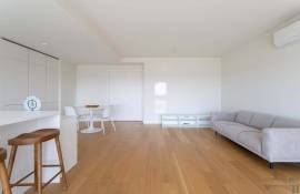 New T3 apartment in Seixal with exceptional views of the Tagus & Lisbon
