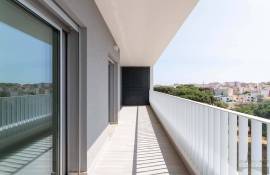 New T3 apartment in Seixal with exceptional views of the Tagus & Lisbon