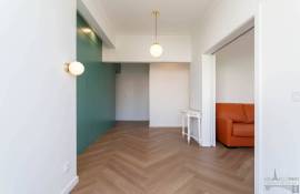 Lisbon Graça T1 of charm beautiful renovation with charming veranda and its unobstructed view