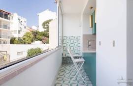 Lisbon Graça T1 of charm beautiful renovation with charming veranda and its unobstructed view