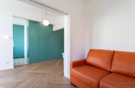 Lisbon Graça T1 of charm beautiful renovation with charming veranda and its unobstructed view