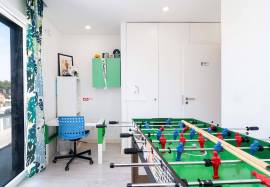 3 Bedroom Terraced House with Garage in Redondos