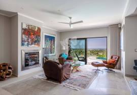 Luxury 3-Bedroom Villa with self contained guest area, pool & Panoramic Views – Moncarapacho.