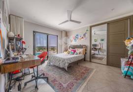 Luxury 3-Bedroom Villa with self contained guest area, pool & Panoramic Views – Moncarapacho.