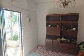 Figueira - Single storey house to restore