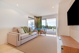 2 bedroom apartment in a private condominium in Vilamoura