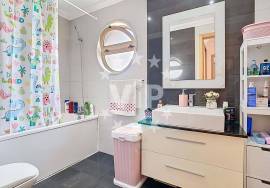 TAVIRA - APARTMENT - 3 BEDROOMS - TERRACE - GARAGE