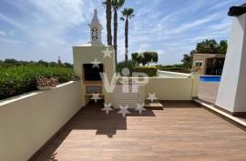 PECHÃO - VILLA - 4 BEDROOMS - SWIMMING POOL - GARAGE