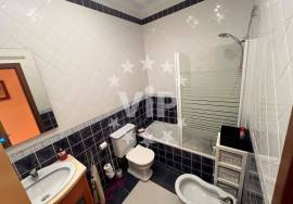 MONCARAPACHO - DETACHED HOUSE - 4 BEDROOMS - SWIMMING POOL - GARAGE