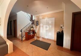 MONCARAPACHO - DETACHED HOUSE - 4 BEDROOMS - SWIMMING POOL - GARAGE