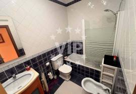 MONCARAPACHO - DETACHED HOUSE - 4 BEDROOMS - SWIMMING POOL - GARAGE
