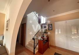 MONCARAPACHO - DETACHED HOUSE - 4 BEDROOMS - SWIMMING POOL - GARAGE