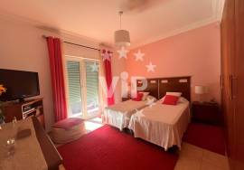 MONCARAPACHO - DETACHED HOUSE - 4 BEDROOMS - SWIMMING POOL - GARAGE