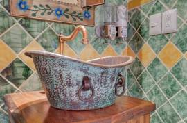 Casa de Colores Commercial Guesthouse For Sale In Guanajuato