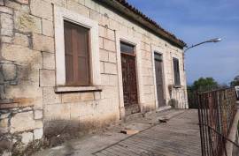 House With 2 Apartments for Sale In Caramanico Terme Abruzzo
