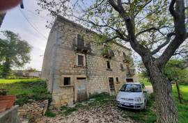 House With 2 Apartments for Sale In Caramanico Terme Abruzzo
