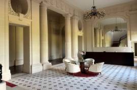 Château du Francport For Sale In Choisy-au-Bac