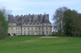 Château du Francport For Sale In Choisy-au-Bac