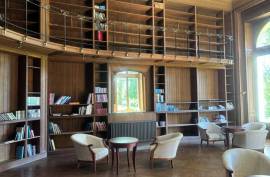 Château du Francport For Sale In Choisy-au-Bac