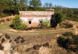Magnificent 106.000 m2 farm with housing and water Salir - Loulé