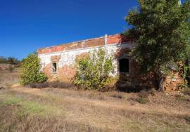 Magnificent 106.000 m2 farm with housing and water Salir - Loulé