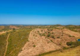 Magnificent 106.000 m2 farm with housing and water Salir - Loulé