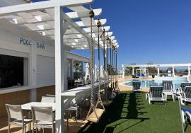 Immaculate 2-Bedroom House with Stunning Views in Carvoeiro