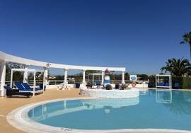 Immaculate 2-Bedroom House with Stunning Views in Carvoeiro