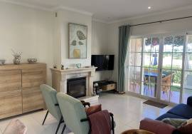 Immaculate 2-Bedroom House with Stunning Views in Carvoeiro