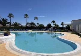 Immaculate 2-Bedroom House with Stunning Views in Carvoeiro