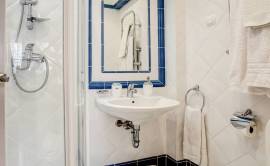 Immaculate 2-Bedroom House with Stunning Views in Carvoeiro