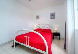 WINTER RENTALS - OUTUBRO24 TO ABRIL25 - Luxury 4 bedroom villa with pool, garden, barbecue - in Quarteira