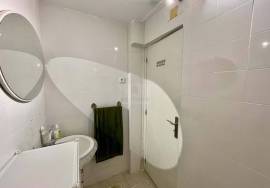 2 bedroom villa with basement, garden and garage