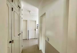 2 bedroom villa with basement, garden and garage