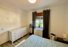 2 bedroom villa with basement, garden and garage