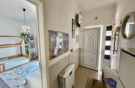 2 bedroom villa with basement, garden and garage