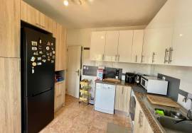2 bedroom villa with basement, garden and garage