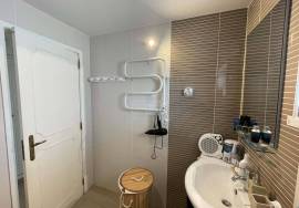 2 bedroom villa with basement, garden and garage