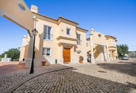 Almancil - Elegant detached Villa with 3 bedrooms in a private condominium
