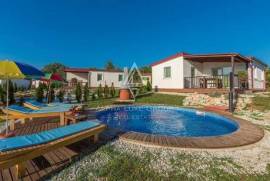 ISTRIA, POREČ - Established tourist camp in nature near Poreč