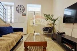 Rabat - Modern and Luxurious fully converted  townhouse