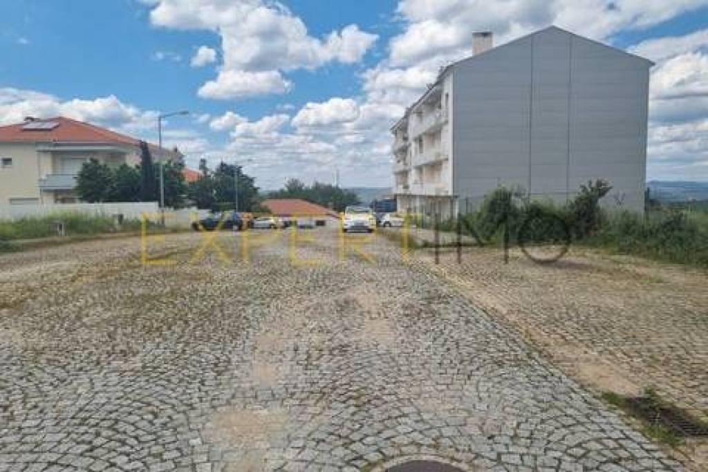 Gouveia Housing Lot