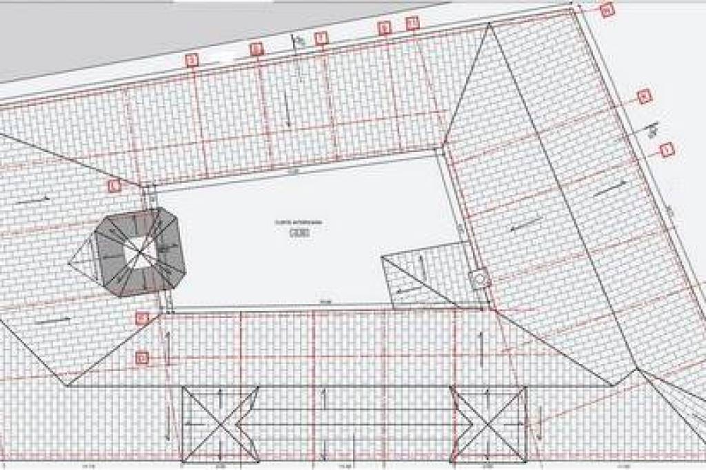 Building for Sale in Bucharest Old Town, with Hotel Project - 61 Rooms and Apartments