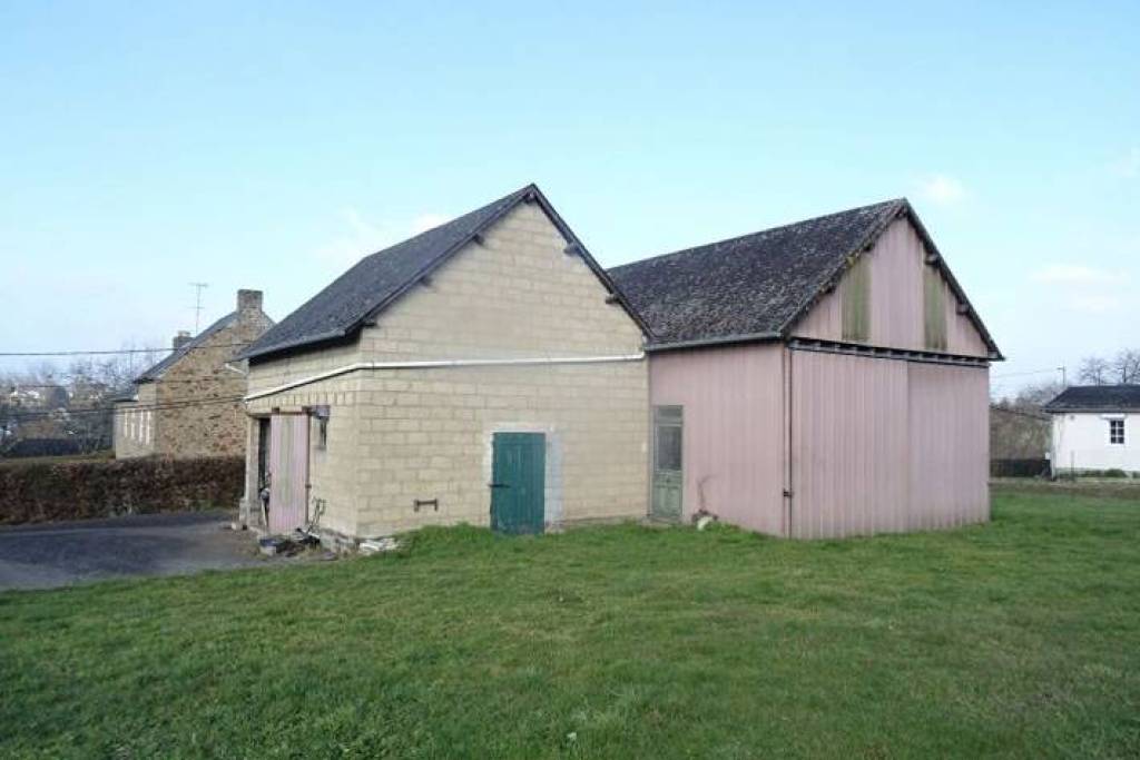 Two Barns on Building Plot to Develop